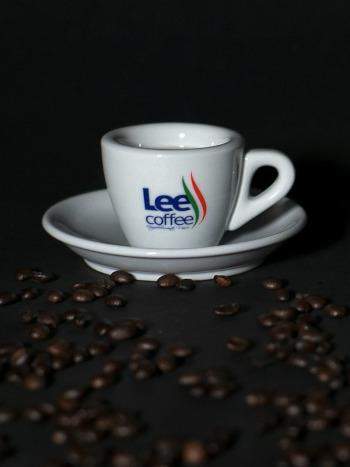 filizanka kawy lee coffee ziarna kawy